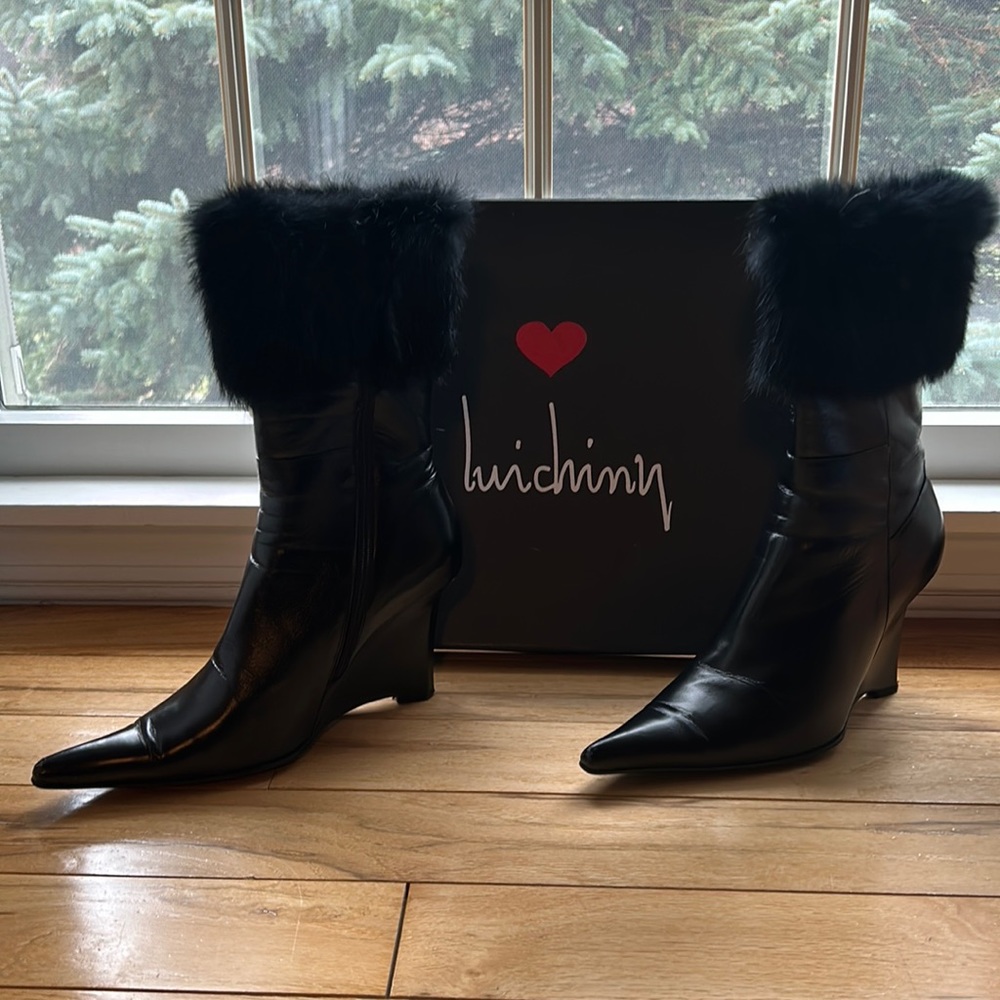 Luichiny Zip Up Boots with Fur
